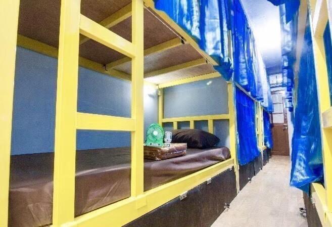 בנגקוק Vr Hostel สะพานควาย מראה חיצוני תמונה